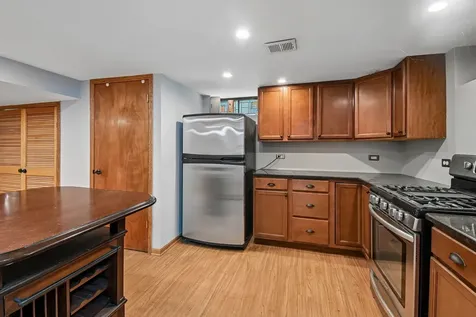 107 West Orchard Place Mount Prospect IL 60056