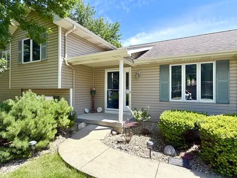 740 26TH Street Peru IL 61354