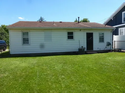 1015 E. Main Street Clinton IL 61727