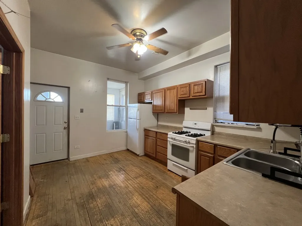 3543 South Wolcott Avenue Chicago IL 60609
