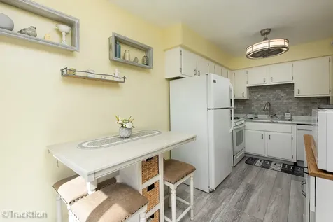 6 Tower Court Downers Grove IL 60516