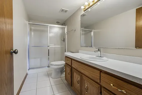 13934 Lavergne Avenue Crestwood IL 60418
