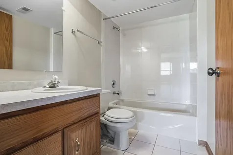 13934 Lavergne Avenue Crestwood IL 60418