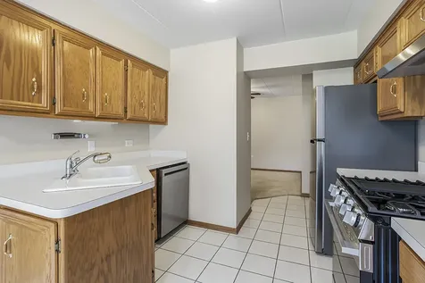 13934 Lavergne Avenue Crestwood IL 60418