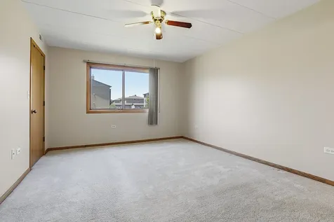 13934 Lavergne Avenue Crestwood IL 60418