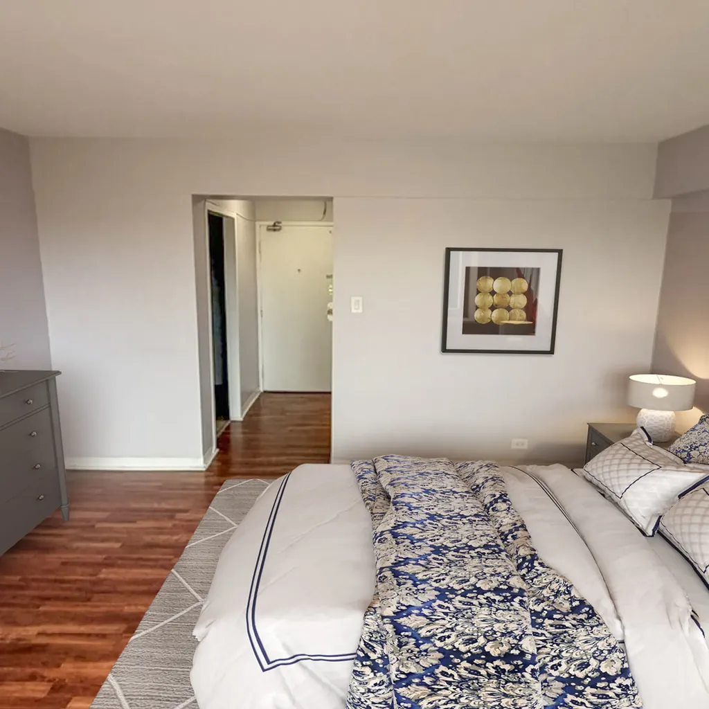 7337 South South Shore Drive Chicago IL 60649