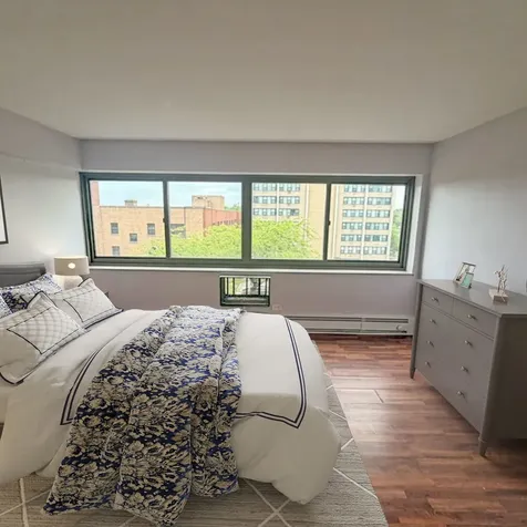 7337 South South Shore Drive Chicago IL 60649