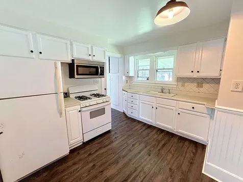 1843 24TH Avenue Moline IL 61265