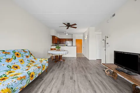 405 South Creekside Drive Palatine IL 60074