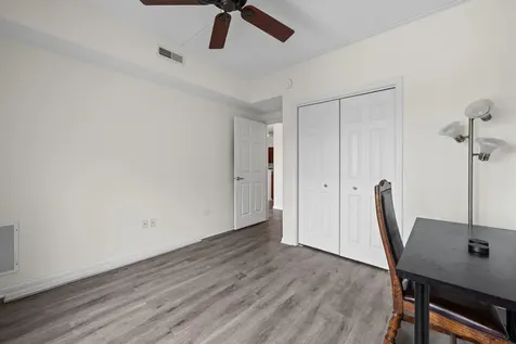 405 South Creekside Drive Palatine IL 60074