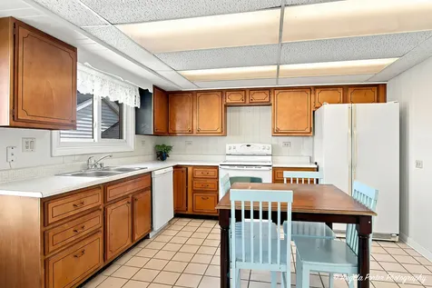 102 Lakeview Avenue Fox Lake IL 60020