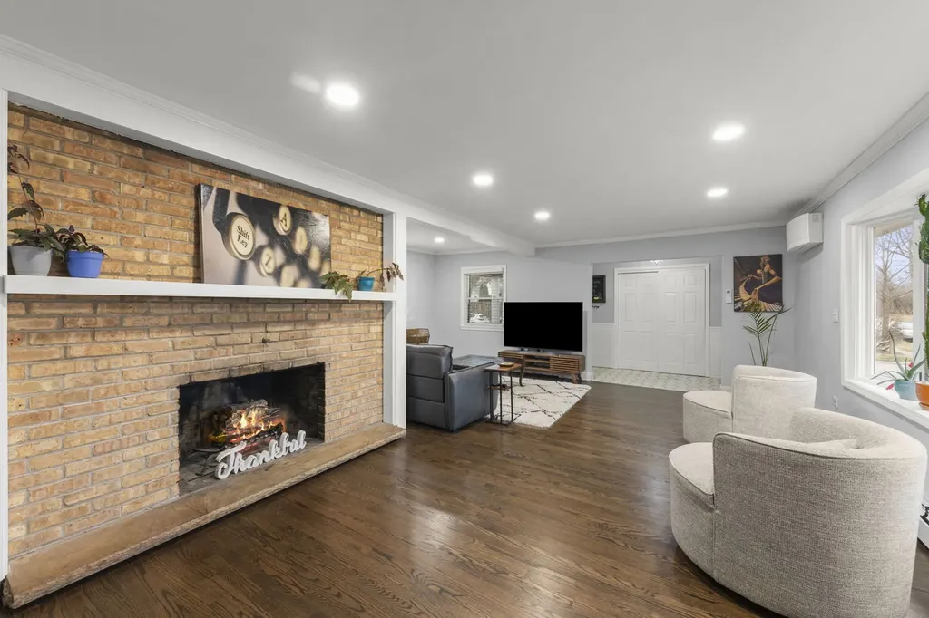 20 West Brown Street Lombard IL 60148