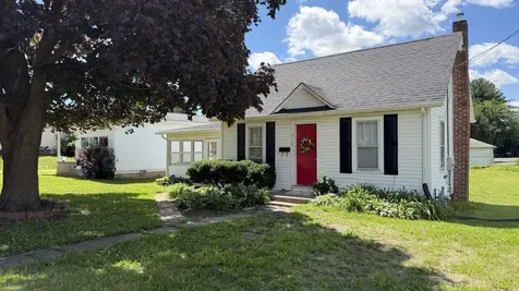 411 East North Street Morrison IL 61270