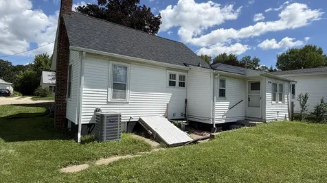 411 East North Street Morrison IL 61270