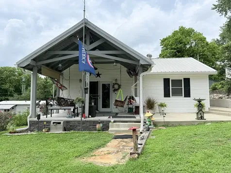 220 East Rose Street Cave In Rock IL 62919
