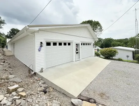 220 East Rose Street Cave In Rock IL 62919