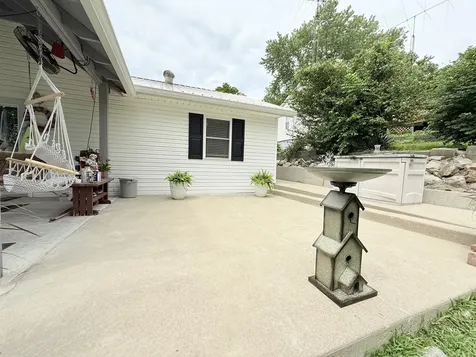 220 East Rose Street Cave In Rock IL 62919