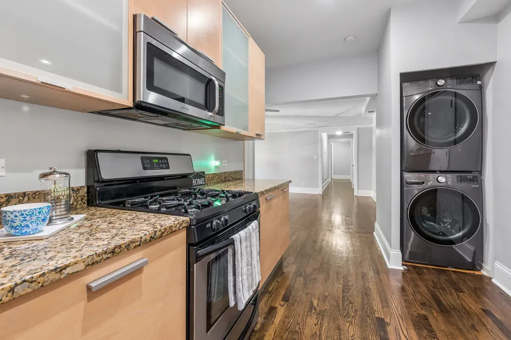 1467 West Fargo Avenue Chicago IL 60626