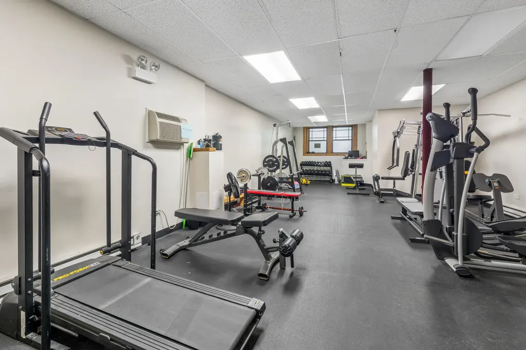 1467 West Fargo Avenue Chicago IL 60626