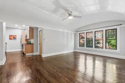 1467 West Fargo Avenue Chicago IL 60626