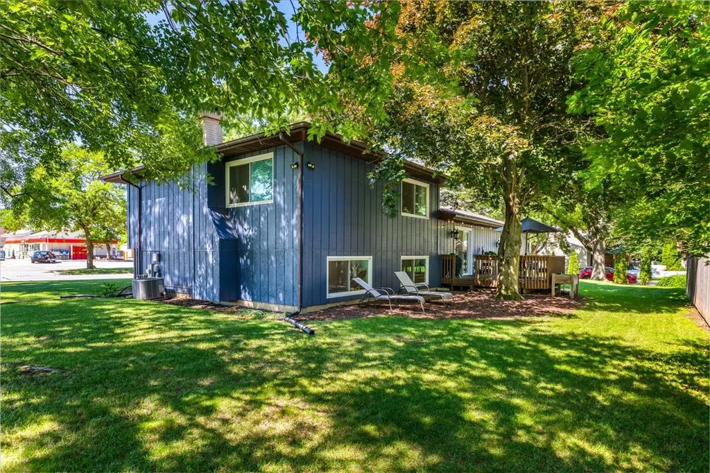 5 Redstart Road Naperville IL 60565