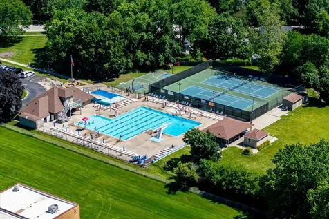 5 Redstart Road Naperville IL 60565