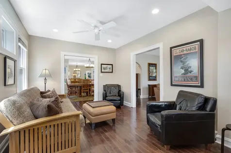 3224 Home Avenue Berwyn IL 60402