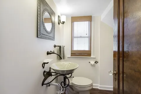 3224 Home Avenue Berwyn IL 60402