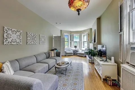 2018 North Mohawk Street Chicago IL 60614