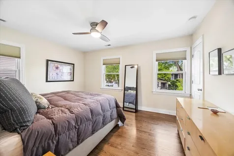 1180 South East Avenue Oak Park IL 60304