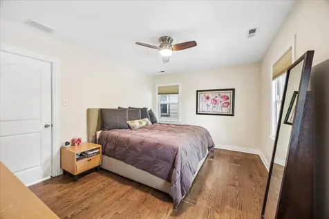 1180 South East Avenue Oak Park IL 60304