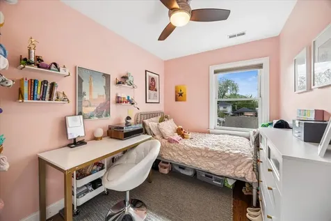 1180 South East Avenue Oak Park IL 60304