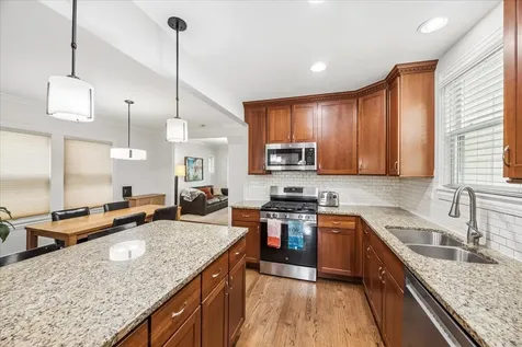 1180 South East Avenue Oak Park IL 60304