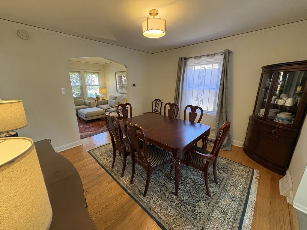 10443 South Calumet Avenue Chicago IL 60628