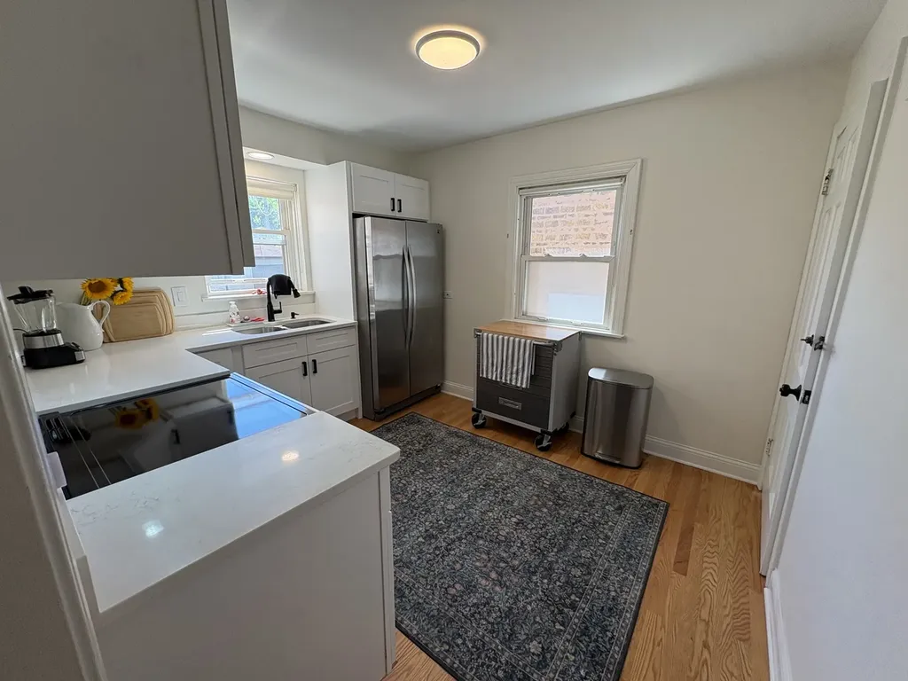 10443 South Calumet Avenue Chicago IL 60628