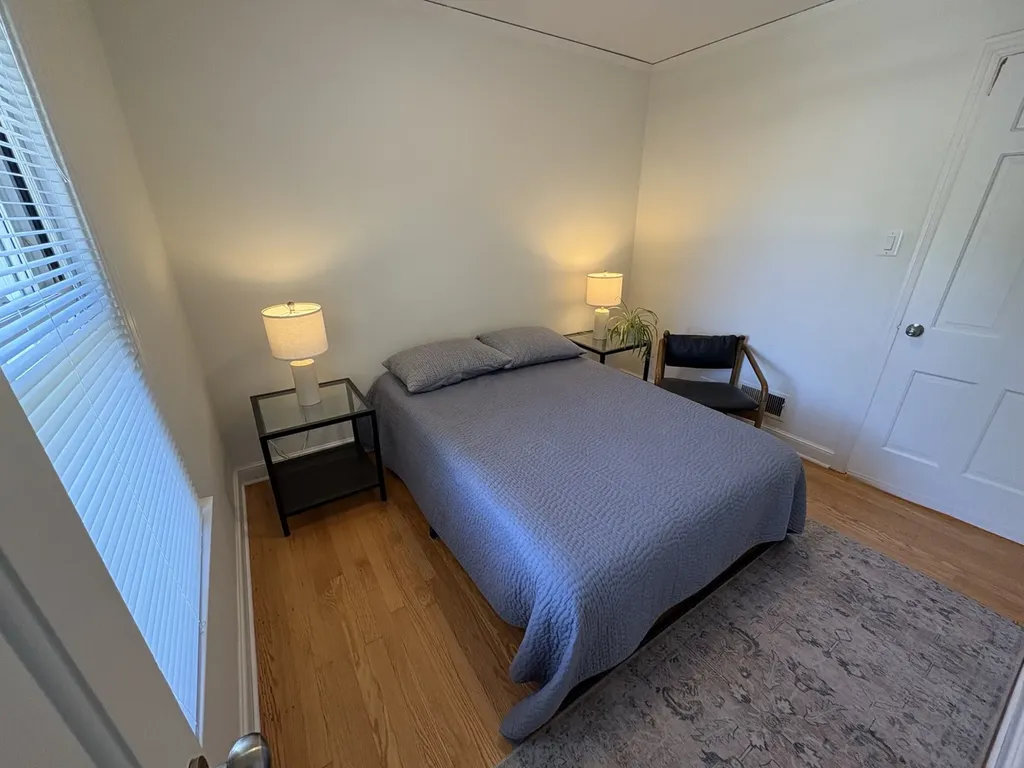 10443 South Calumet Avenue Chicago IL 60628
