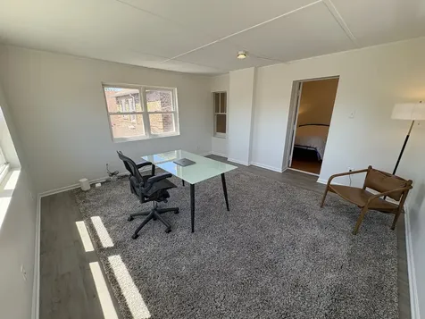 10443 South Calumet Avenue Chicago IL 60628