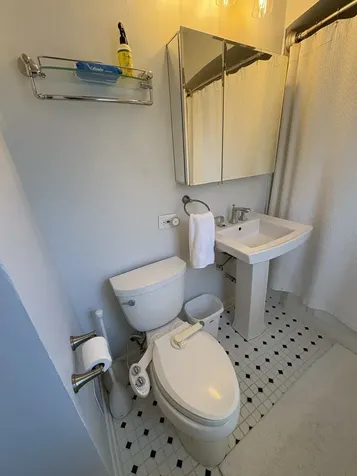 10443 South Calumet Avenue Chicago IL 60628