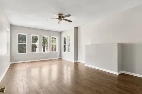 7940 South Evans Avenue Chicago IL 60619
