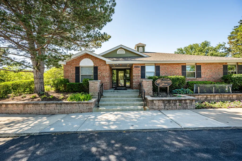 1535 Raymond Drive Naperville IL 60563