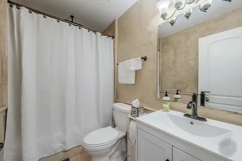 1535 Raymond Drive Naperville IL 60563