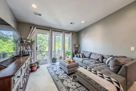 1535 Raymond Drive Naperville IL 60563