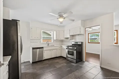 10262 South 52nd Avenue Oak Lawn IL 60453