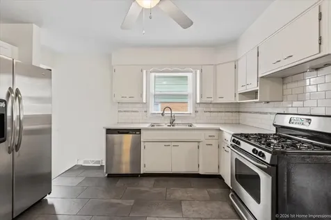 10262 South 52nd Avenue Oak Lawn IL 60453