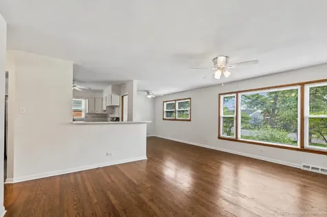 10262 South 52nd Avenue Oak Lawn IL 60453