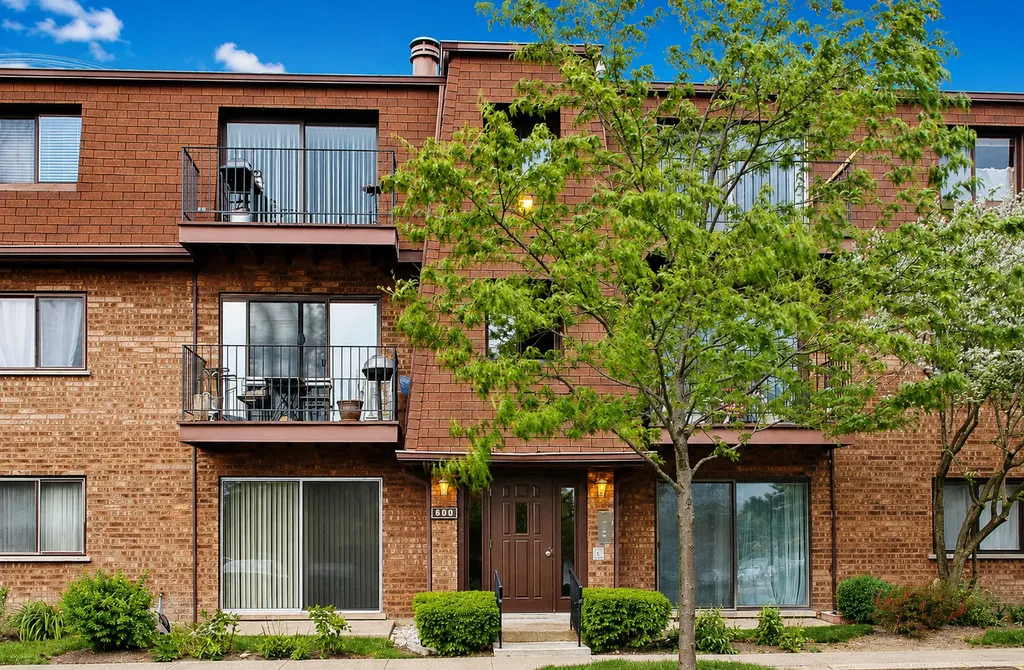 600 Cobblestone Circle Glenview IL 60025