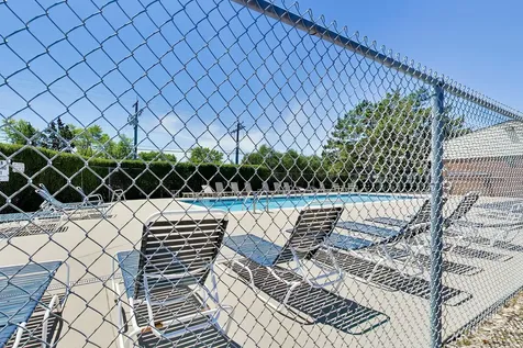 600 Cobblestone Circle Glenview IL 60025