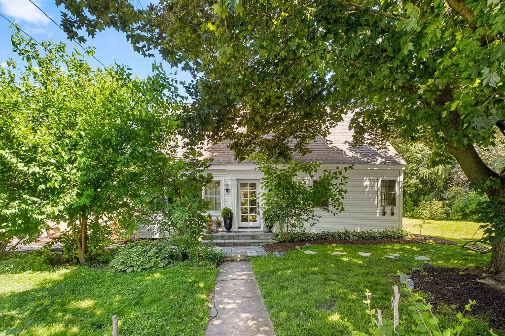 1008 Edward Road Prospect Heights IL 60070