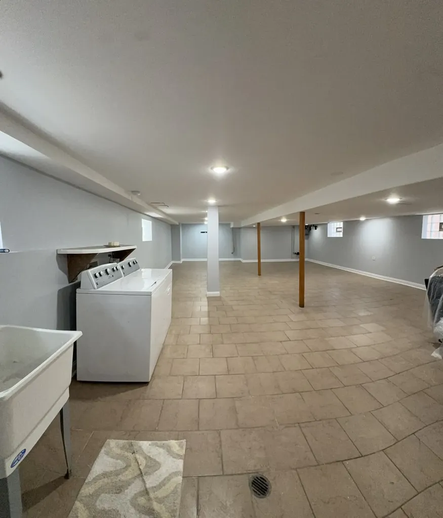 6737 South Kenneth Avenue Chicago IL 60629