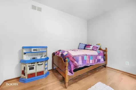 204 Lombardy Lane Oswego IL 60543